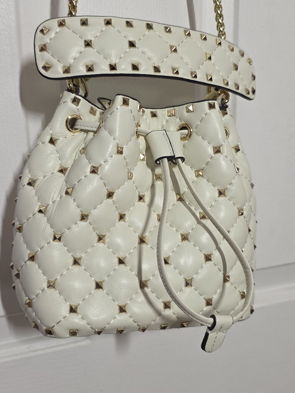 Off White Quilted Studded Drawstring Shoulder Bag - Picture 5 of 13
